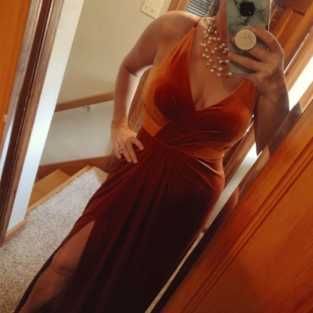 B2 Jasmine dress size 10 Burnt Orange Velvet